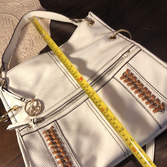 Jessica Simpson pebbled faux leather gold tone logo fittings, deep shoulder bag - Picture 9 of 12